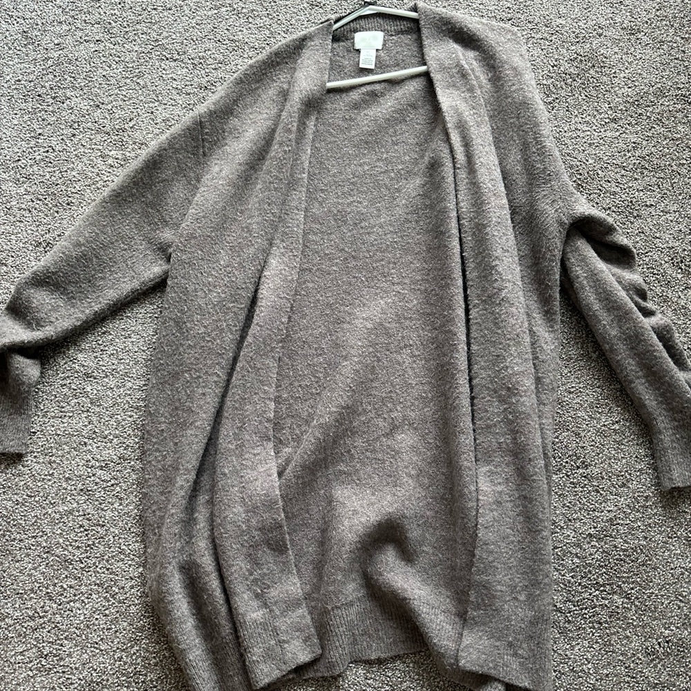 H&M Elegant Gray Women's Cardigan